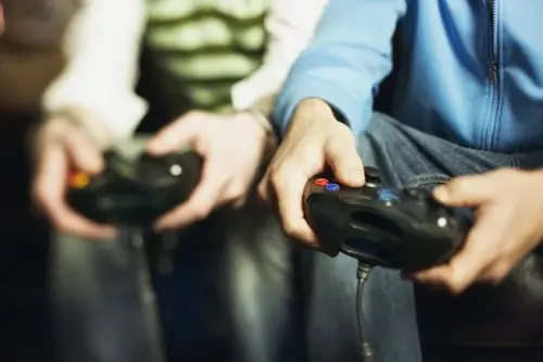 _2_Playstation_Oynamak