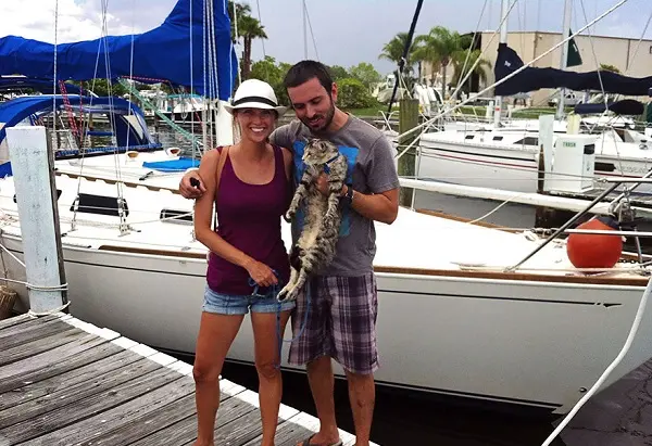 couple-sells-everything-travels-world-cat-matt-jessica-johnson-14