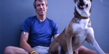 Sahibinin Kanseri Yenmesine Yardımcı Olan Denali’nin Duygulandıran Hikayesi