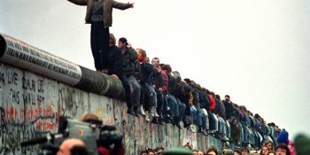 Soğuk Savaş’ın Simgesi Berlin Duvarı’nın 26 Maddede 26 Yıllık Mazisi