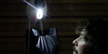 Yerçekimi İle Aydınlatan Lamba İle İlgili 10 Şaşırtan Gerçek