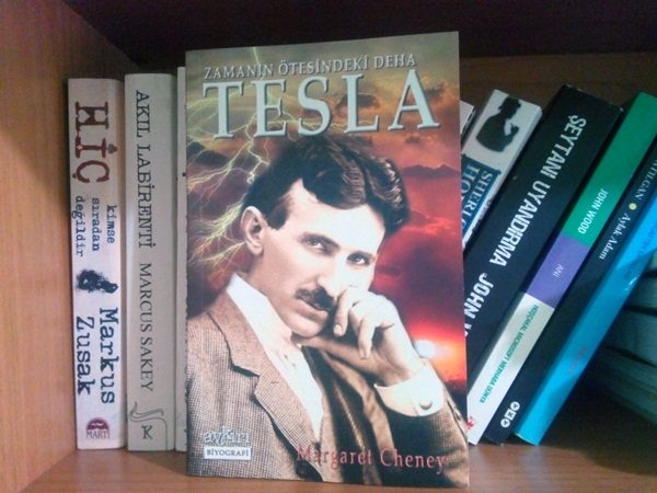Bonus-2-Bir-adet-Tesla-kitabi-listelist