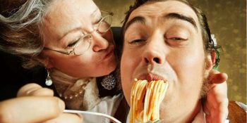 Üniversiteyi Ailesinin Yanında Okuyacakların Karşılaşması Muhtemel 13 Durum