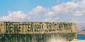 Zor Geçen Bir Günde Görmek İsteyeceğiniz 21 Duvar Yazısı