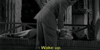 Sabahları Uyanamayan İnsanların Söylediği Yalanlar Üzerine Yaşanan 11 Diyalog