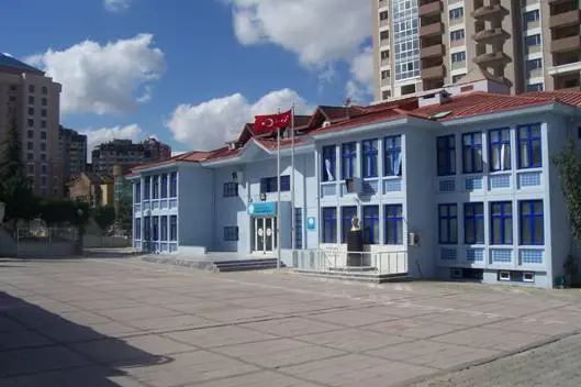 suleyman-demirel-ilkogretim-okulu