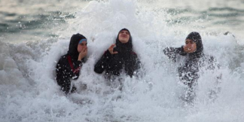 Japonya’dan Fas’a Dünyadan 17 Ramazan Geleneği ve Büyüleyici Fotoğraflar