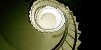 Sonsuz Döngüye Girdiğinizi Hissettiğinizde Yapmanız Gereken 7 Şey