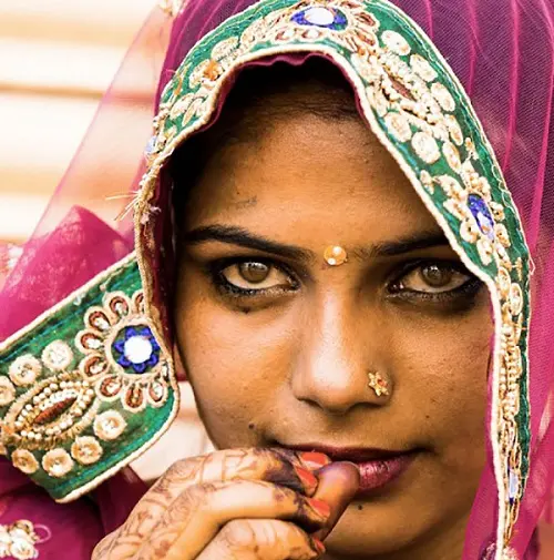 Eyes-are-windows-of-the-soul8__880
