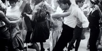 Buluşmalara Eski Heyecanı Getirmek İçin Yapmanız Gereken 8 Hareket