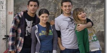 Yakın Arkadaşa Aşık Olmanın Beraberinde Getirdiği 17 Hüzünlü Durum