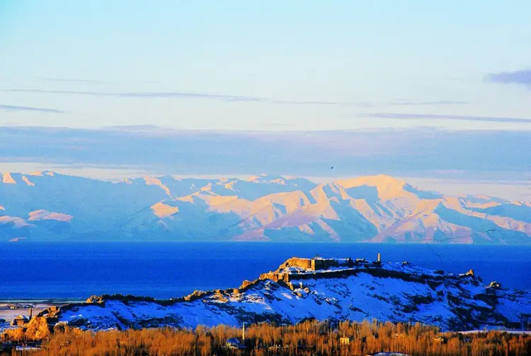 tatvan liste