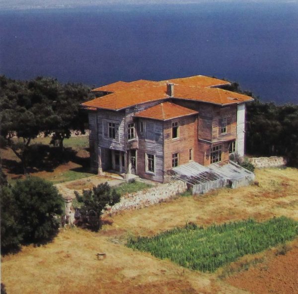 18. Gitmek mi Zor Kalmak mı Zor