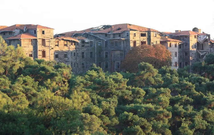 2. Projesi Ünlü Fransız Mimara Ait