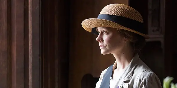 Carey Mulligan as Maud in SUFFRAGETTE