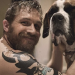 10 Fotoğrafla Mükemmel Adam Tom Hardy’nin Kıskanılası Köpek Sevgisi