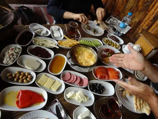 Chow down time in Malatya [Turkey]
