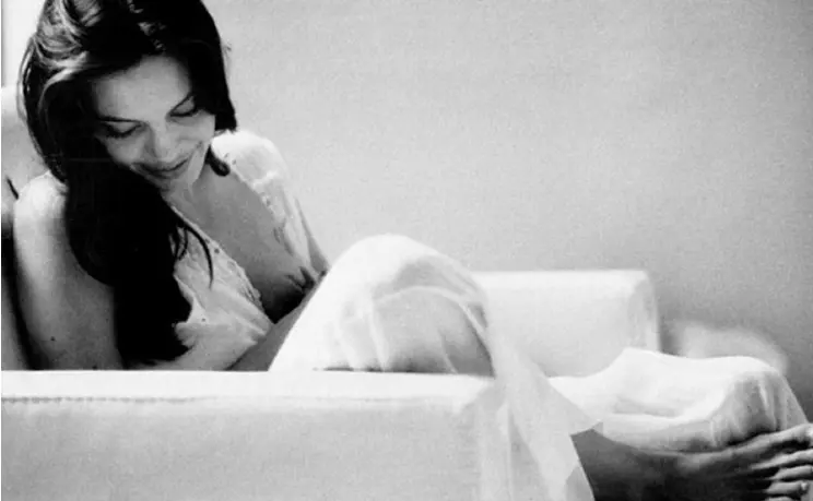 3.angelina.evde
