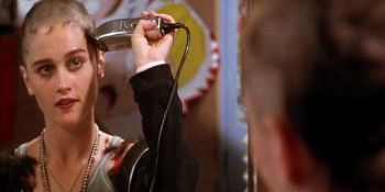 Kadının Zerafetini Katlayan ‘Saçları Götürme Operasyonu’na Katılmanız İçin 10 Sebep