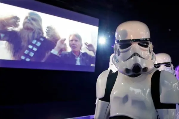 1.starwars-600x400