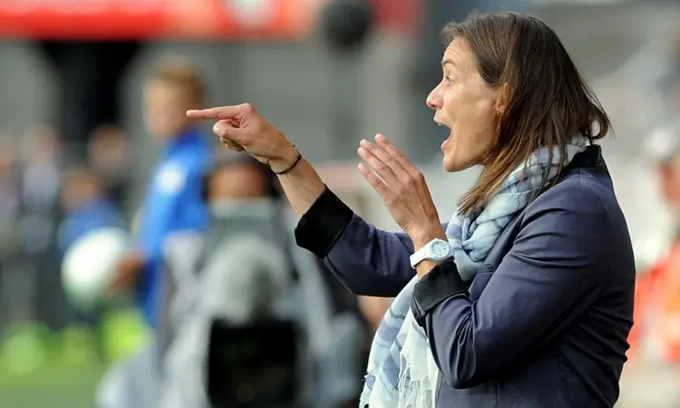 3.corinne.kariyerine