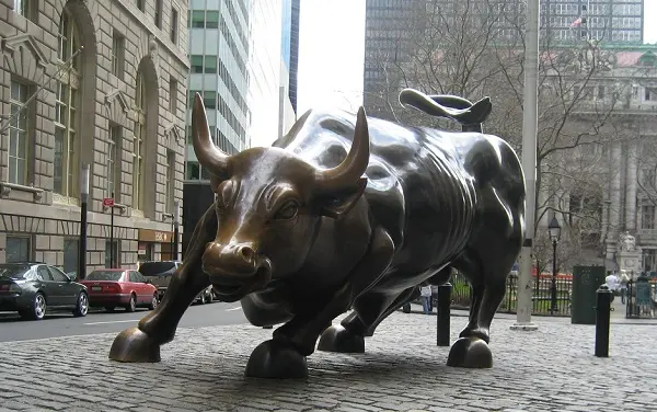 Wall_Street_Boga_Heykeli_Amerika_Borsa_Simgesi
