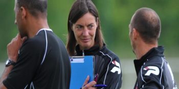 Yeşil Sahaların İmparatoriçesi Tek Kadın Teknik Direktör Corinne Diacre