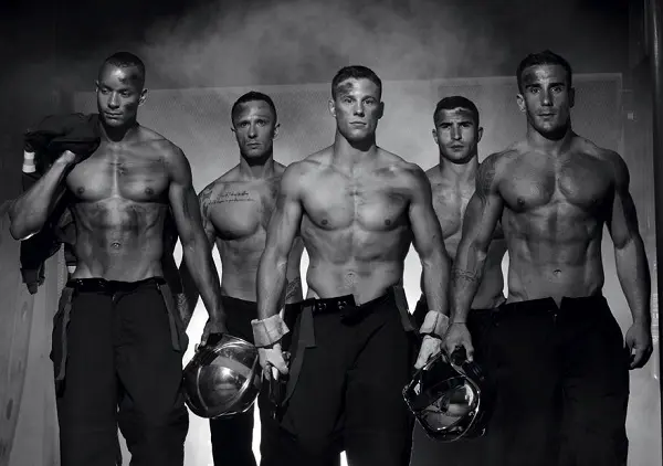 french-firemen-calendar-2016-pompiers-sans-frontieres-fred