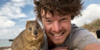 Yerinde Olmak İstediğimiz, Hayvanlarla Selfie Çeken Adamdan 13 Komik Fotoğraf