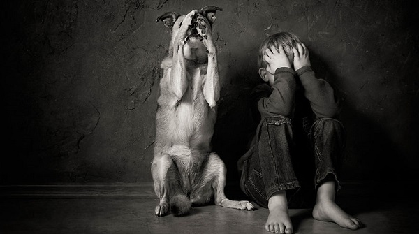 photographers-from-all-over-the-world-capture-amazing-photos-of-children-and-animals__