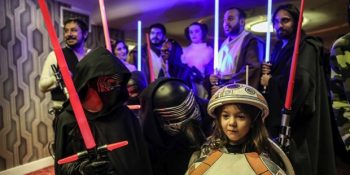 21 Fotoğrafla Dünyanın Birçok Yerinde Yaşanan Star Wars Çılgınlığı
