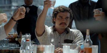 Türkiye’ye Gelmesiyle Ülkeyi Bayram Yerine Çeviren Netflix’te İzleyebileceğiniz 13 Harika Dizi