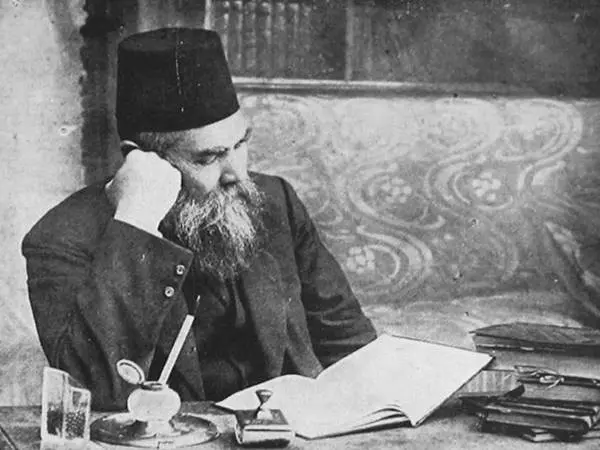 roman3. İlk polisiye yazarımız Ahmet Mithat Efendi