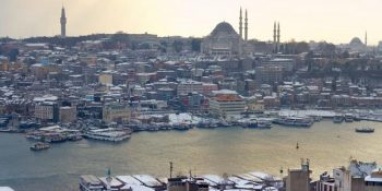 İstanbul’a Kar Yağıyor, Tadını Çıkar! İşte Kar Yağarken Şehirde Yapılacak 8 Şey
