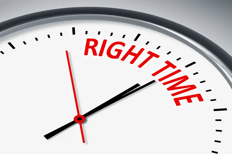An illustration of a clock with the text right time