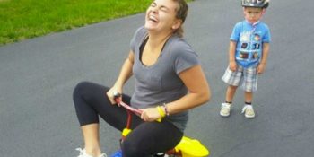 Aslında Ne kadar Çılgın Bir Anneye Sahip Olduğunuzun 12 Kanıtı