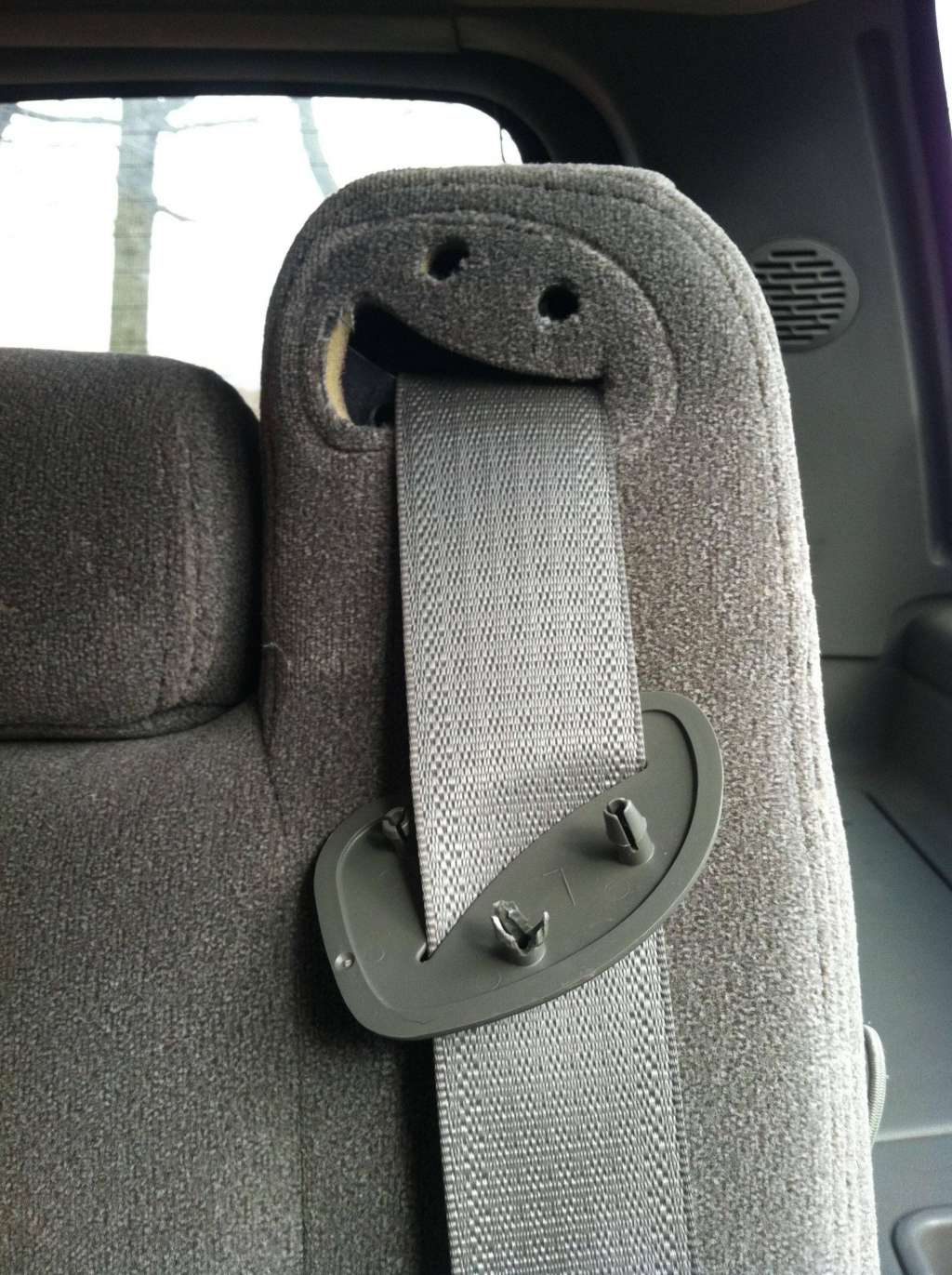this-drunk-seatbelt-thing-photo-u1
