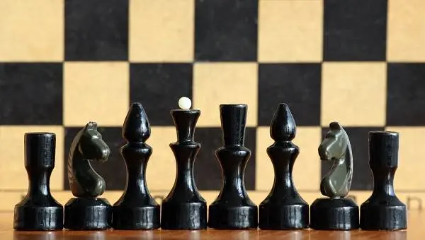 zerafet3-Politika-kucuk-zenginlerin-kimseye-vermedigi-bir-oyuncak