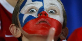 İçimizdeki Bağnaz Tutku: Fanatizmin Aslında Her Yerde Olduğunun 8 Kanıtı