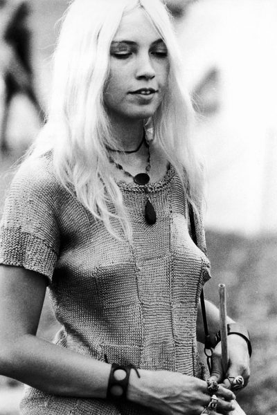 woodstock-women-fashion-1969-511__880