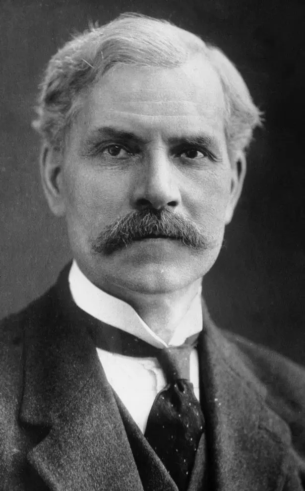 2. Horace Vere Cole
