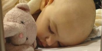 Acılı Annenin Kanserden Ölen 4 Yaşındaki Kızına Yazdığı Duygu Dolu Mektup