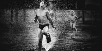 Bir Annenin Objektifinden Elektroniklerden Uzak Doğaya Yakın Büyüyen Şanslı Çocuklar