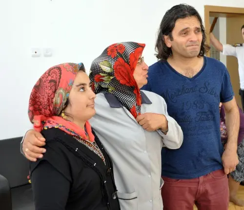 4.amacim.onlarin.sesini.duyurmak