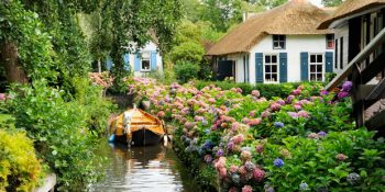 Arabaların Değil Huzurun Kol Gezdiği Masalsı Bir Diyardan 10 Büyüleyici Fotoğraf
