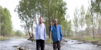 Engellerini Birlikte Yok Ederek Koca Bir Orman Yaratan İki Güzel İnsanın Umut Dolu Hikayesi