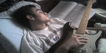 Müzisyen Bir Arkadaşa Sahip Olanların Kesinlikle Bilmesi Gereken 10 Gerçek Şey