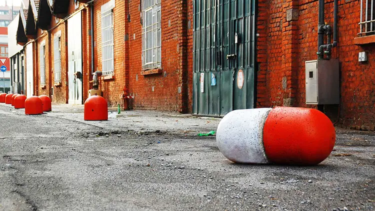 avant-guarde-ephemeralism-street-art-fra-biancoshock-14