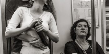 Sıradan Metro Yolcularının Hikayelerini Barındıran Belgesel Niteliğinde 13 Kare