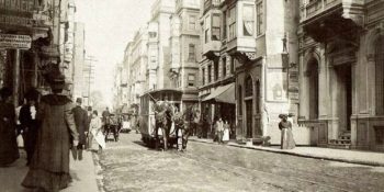 İstanbul’un Her Şeyiyle Vazgeçilmez Bir Şehir Olduğunun Kanıtı 34 Nostaljik Fotoğraf